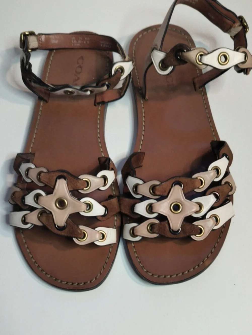 Coach G2087 Link Detail Leather Flat Sandals Brown White Beige Multi Size 9.5B